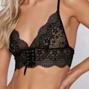 Nasty Gal Lace Triangle Bralette *never worn, brand new*